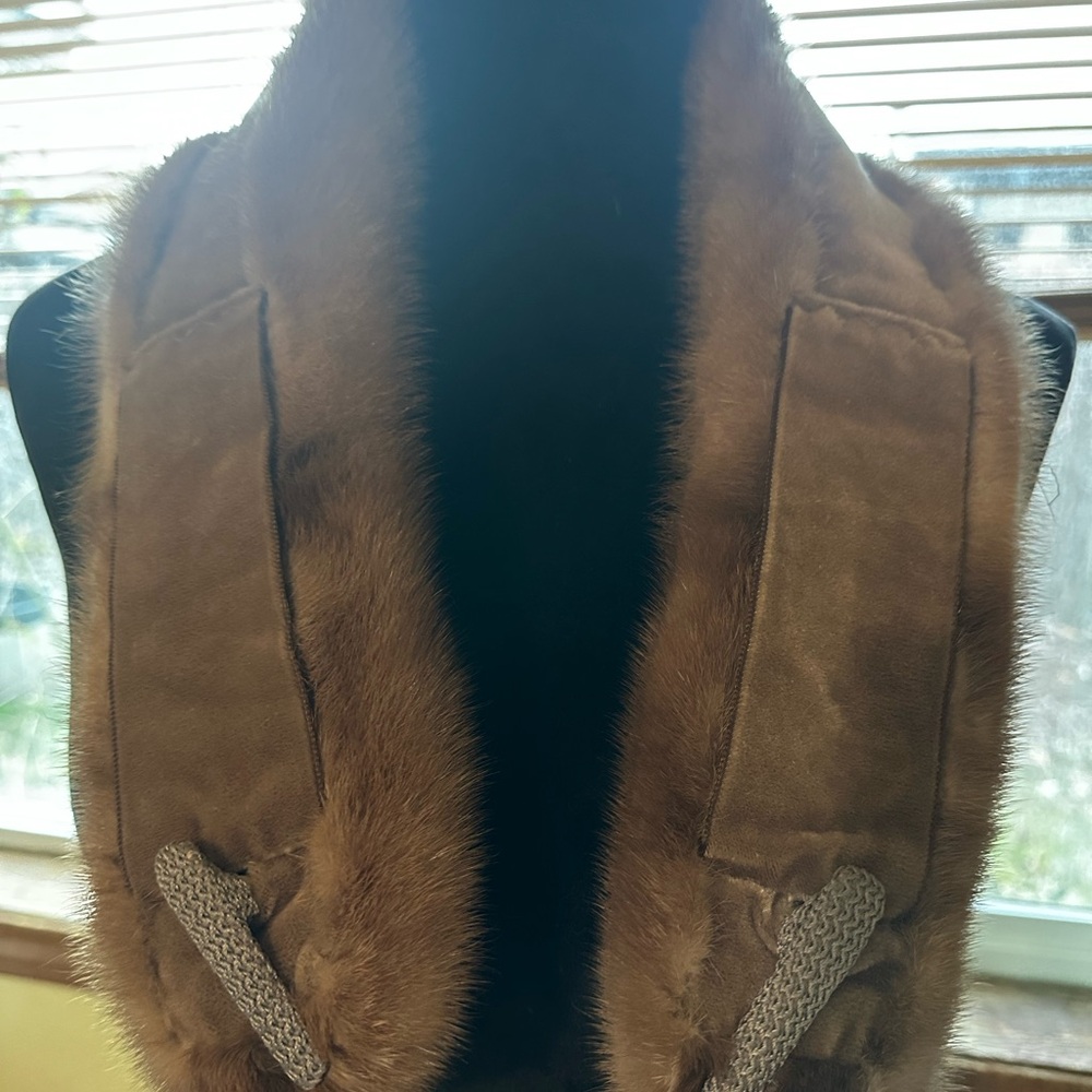 Luxurious Brown Fur Scarf - Picture 3 of 7